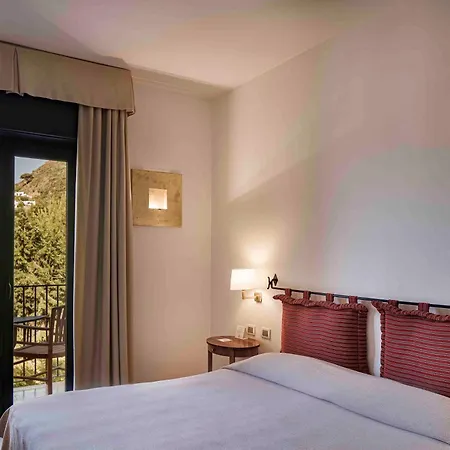 Alberi Del Paradiso 4* צ'פאלו