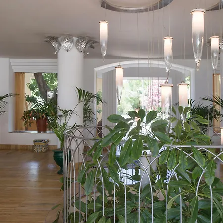 Alberi Del Paradiso Otel Cefalù