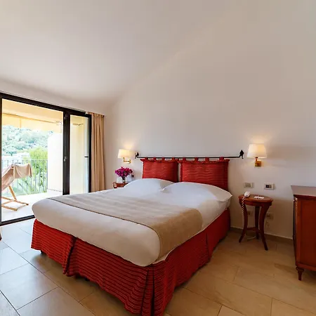 Hotel Alberi Del Paradiso 4*