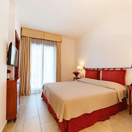 Otel Alberi Del Paradiso 4*