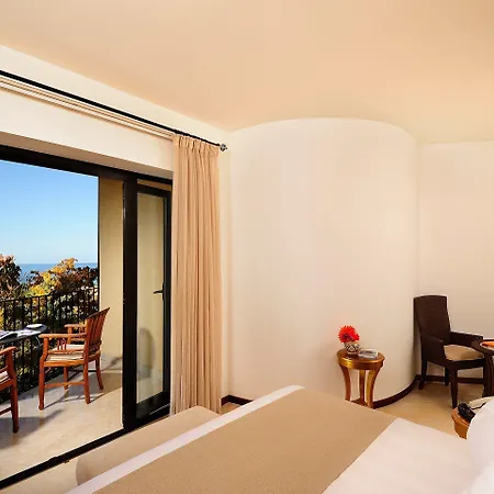 Alberi Del Paradiso Cefalù