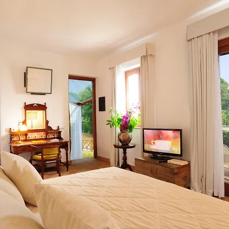 Alberi Del Paradiso 4*